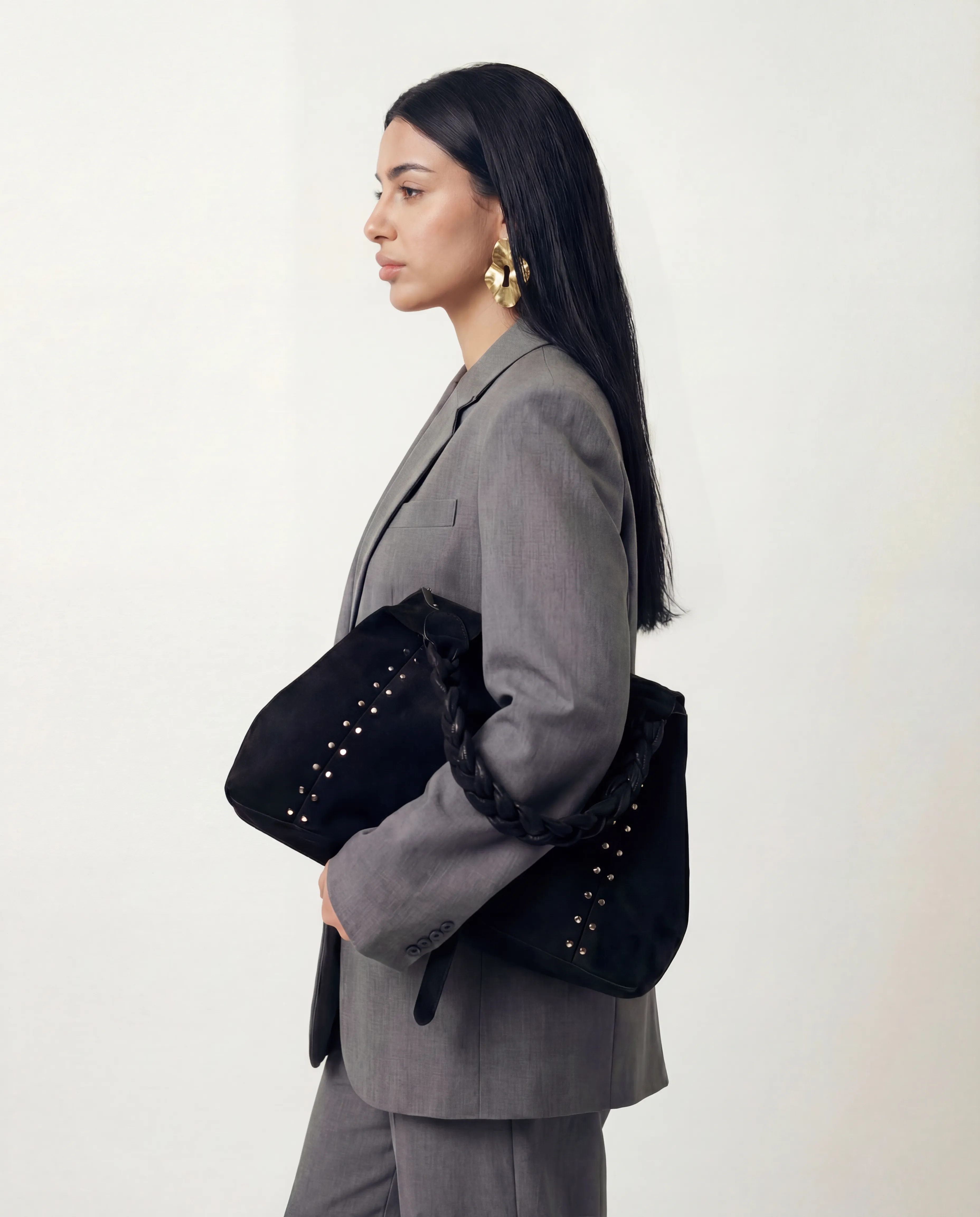 Fashion & Accessories — Frame 17